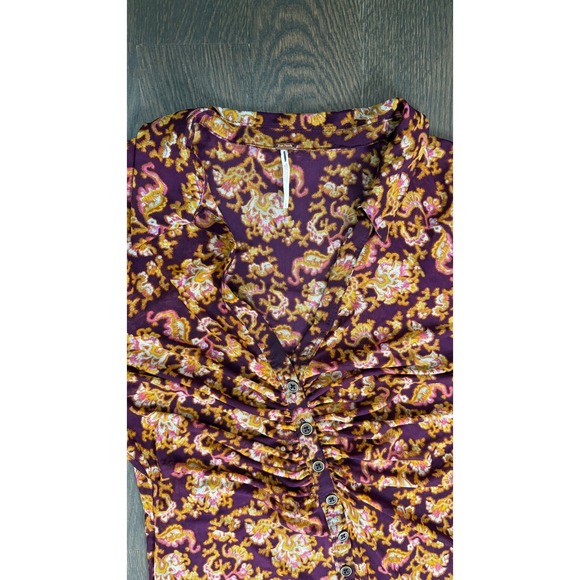 FREE PEOPLE Lucky Shirtee In Cosmo Paisley Ruched V Neck SHIRT Mesh Boho y2k L - Picture 6 of 10